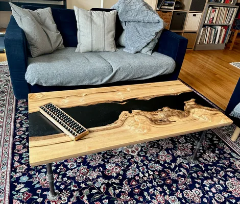 Coffee table, Myrtle and black epoxy